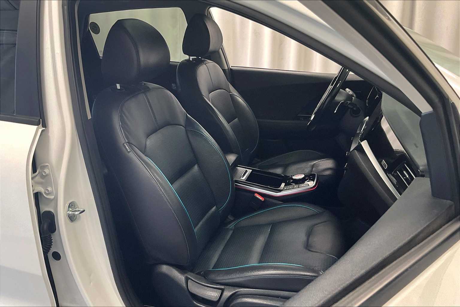 2022 Kia Niro EV EX Premium - Photo 11
