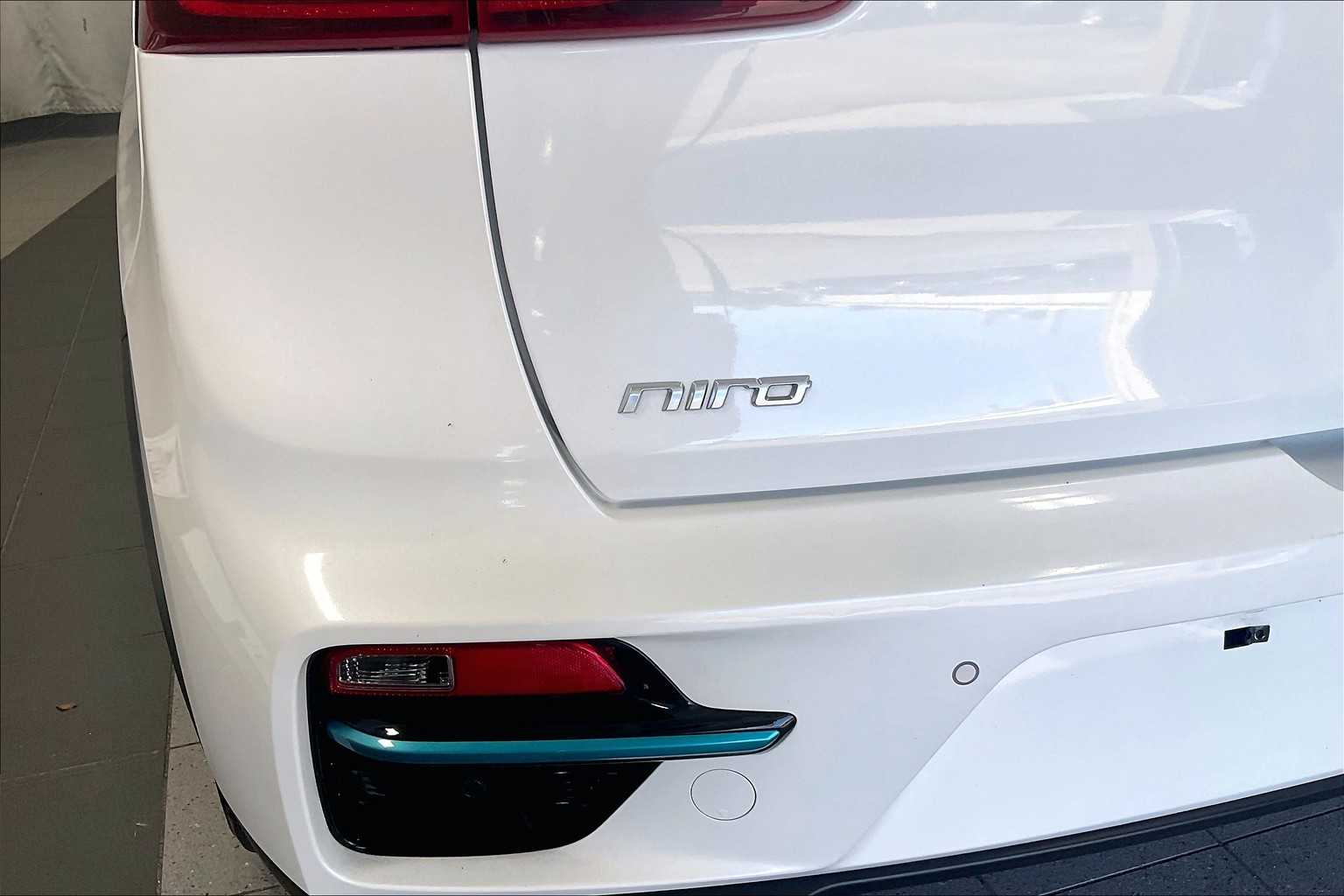 2022 Kia Niro EV EX Premium - Photo 29
