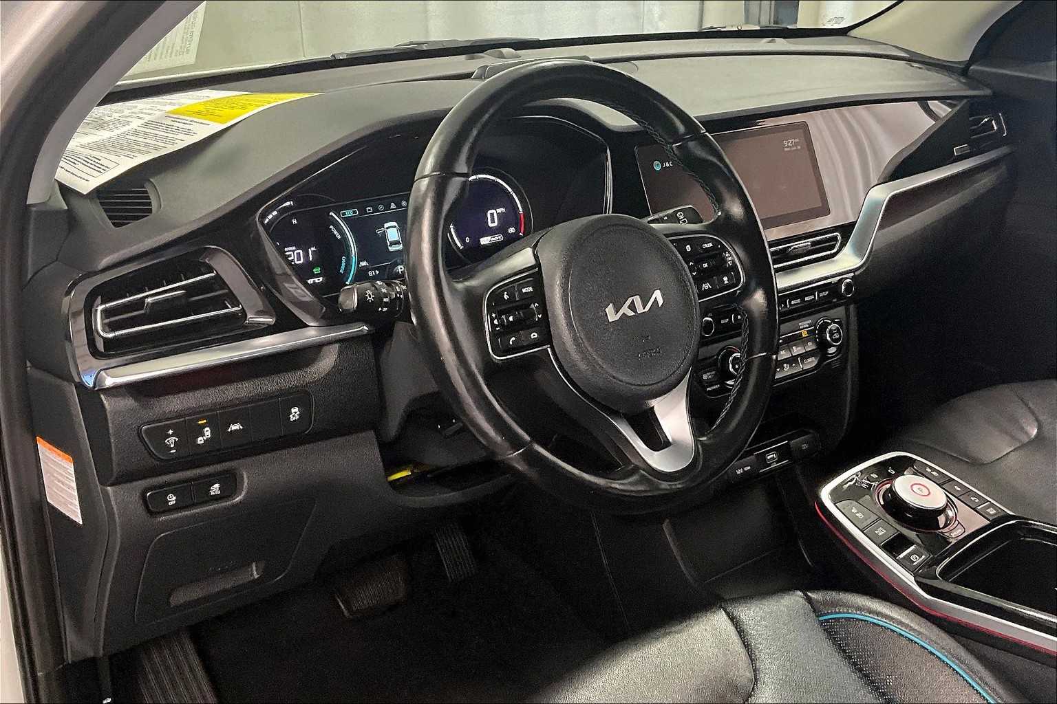 2022 Kia Niro EV EX Premium - Photo 8