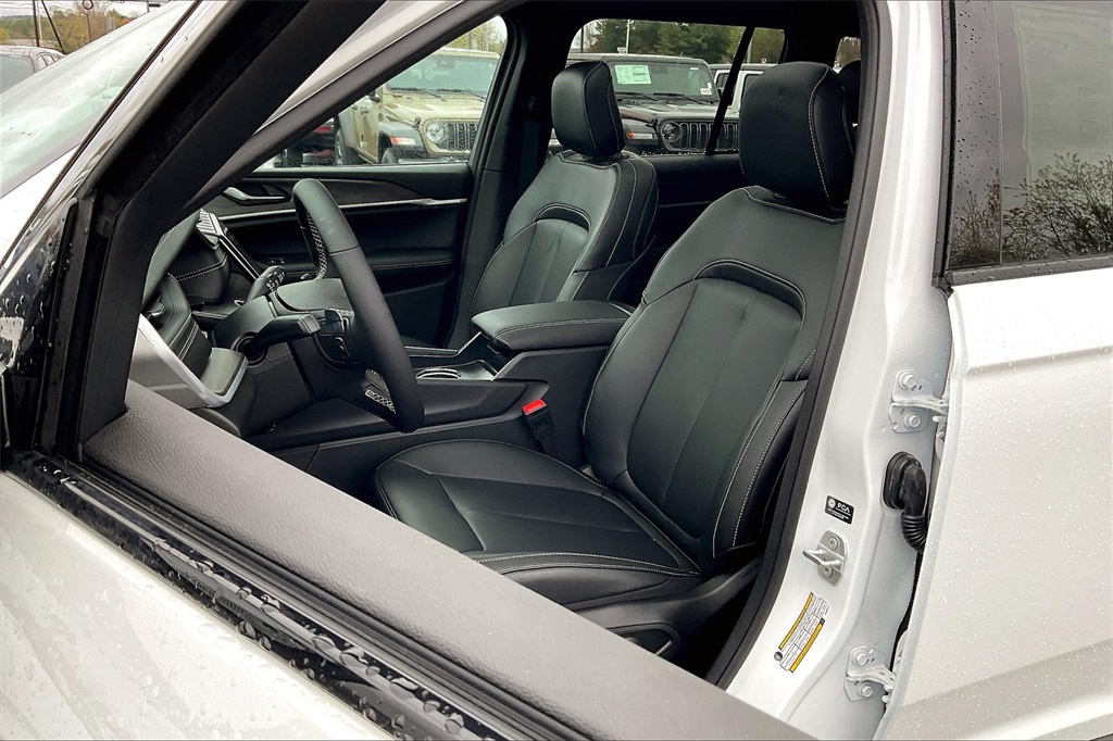 2025 Jeep Grand Cherokee Limited - Photo 11