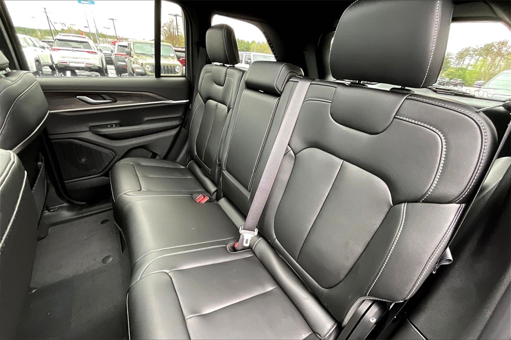 2025 Jeep Grand Cherokee Limited - Photo 15