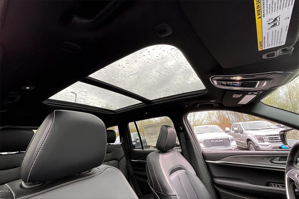 2025 Jeep Grand Cherokee Limited - Photo 18