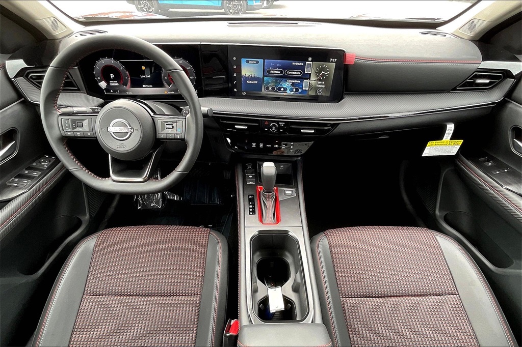 2025 Nissan Kicks SR - Photo 12