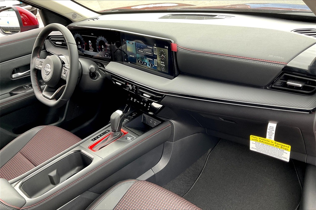 2025 Nissan Kicks SR - Photo 10