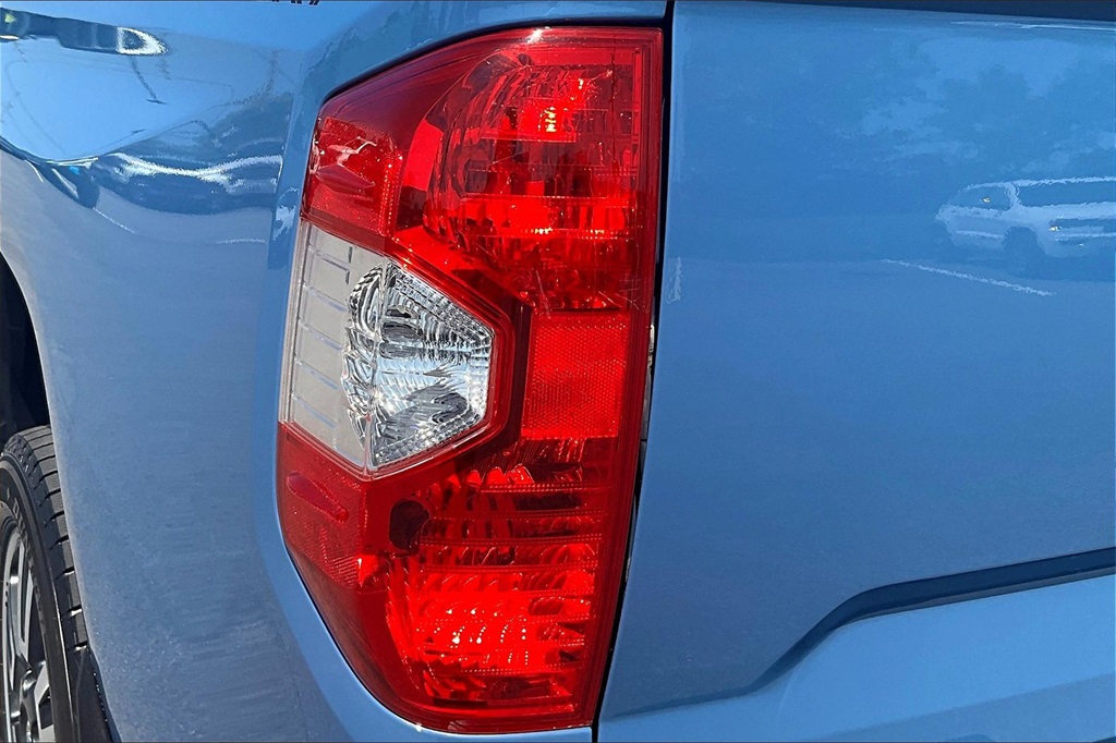2020 Toyota Tundra SR5 - Photo 34