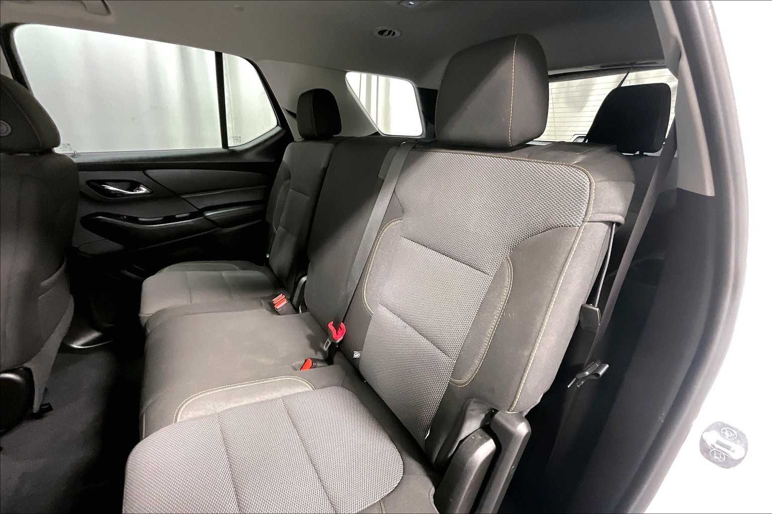 2019 Chevrolet Traverse LS - Photo 15