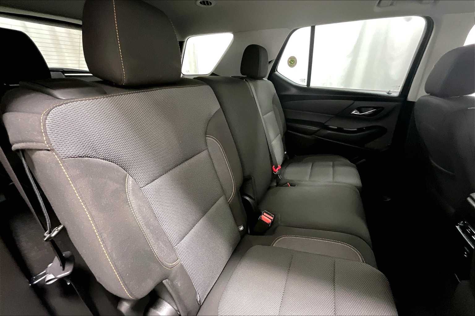 2019 Chevrolet Traverse LS - Photo 16