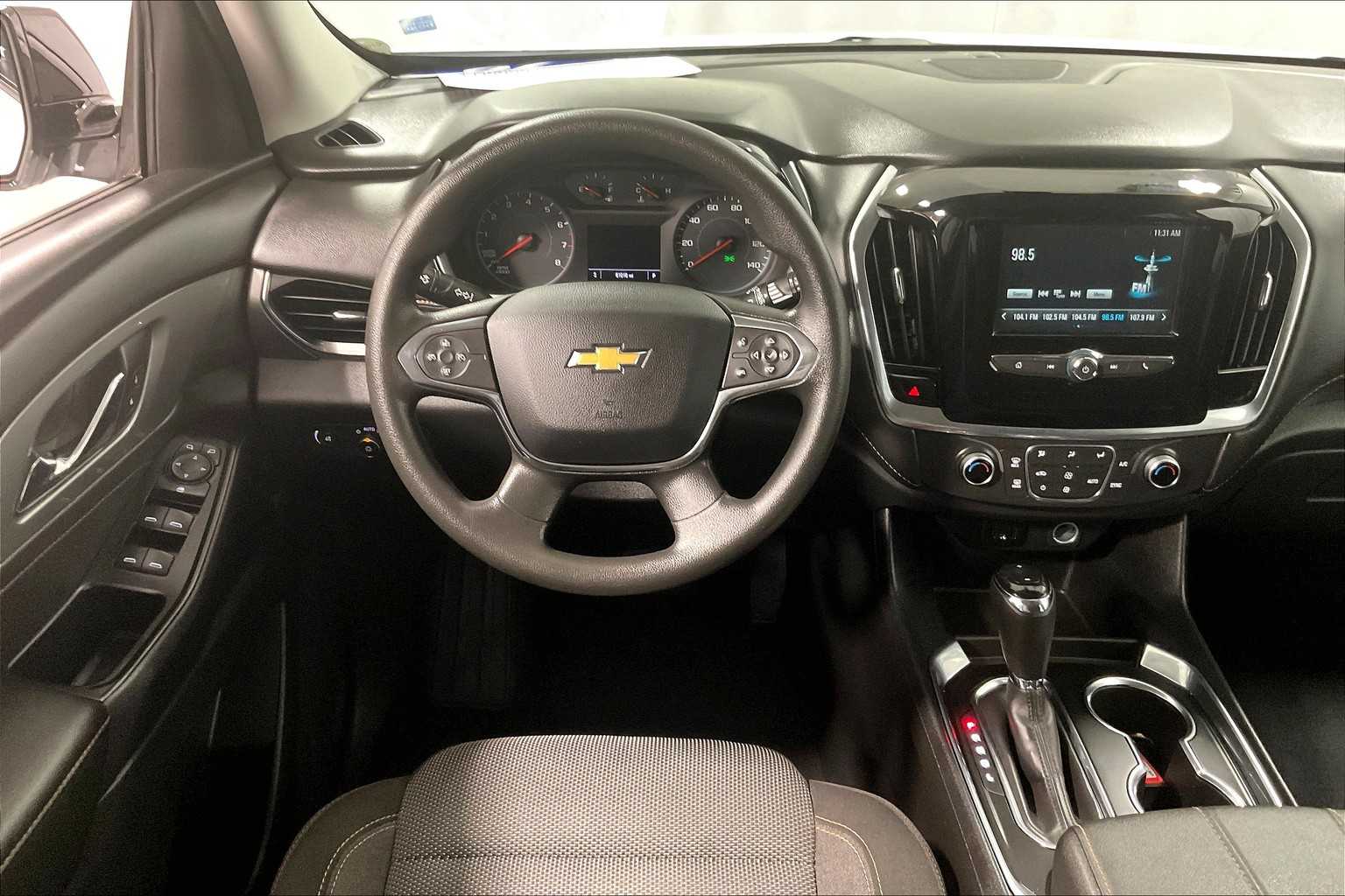 2019 Chevrolet Traverse LS - Photo 18