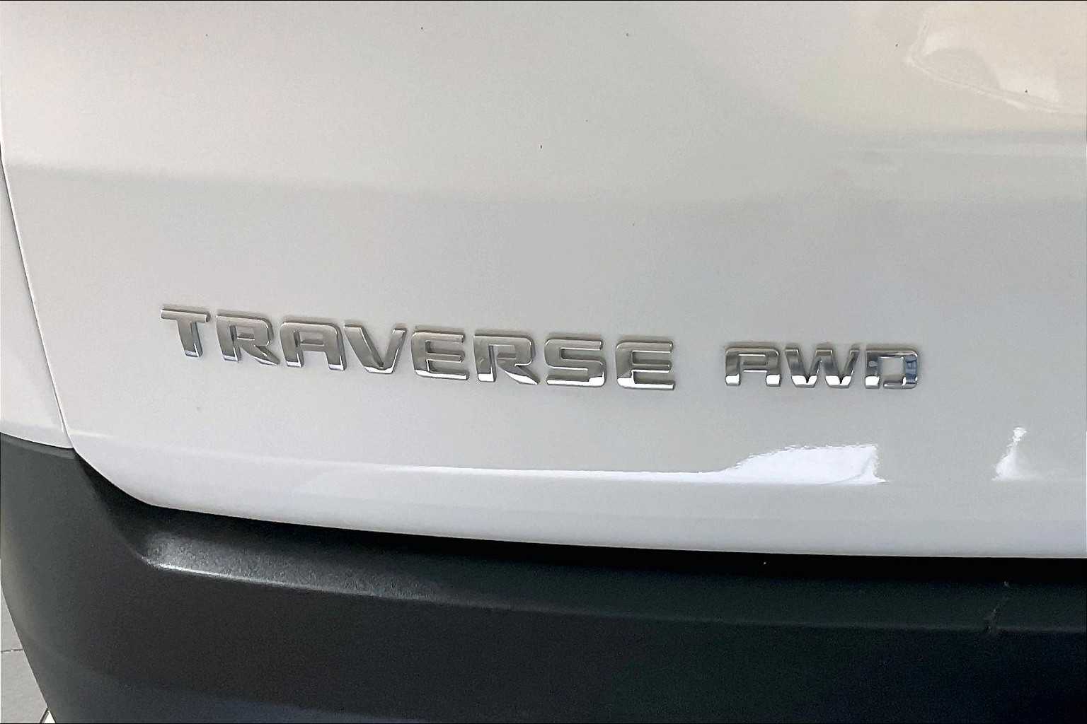 2019 Chevrolet Traverse LS - Photo 29