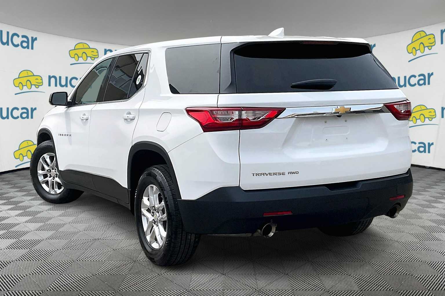 2019 Chevrolet Traverse LS - Photo 4