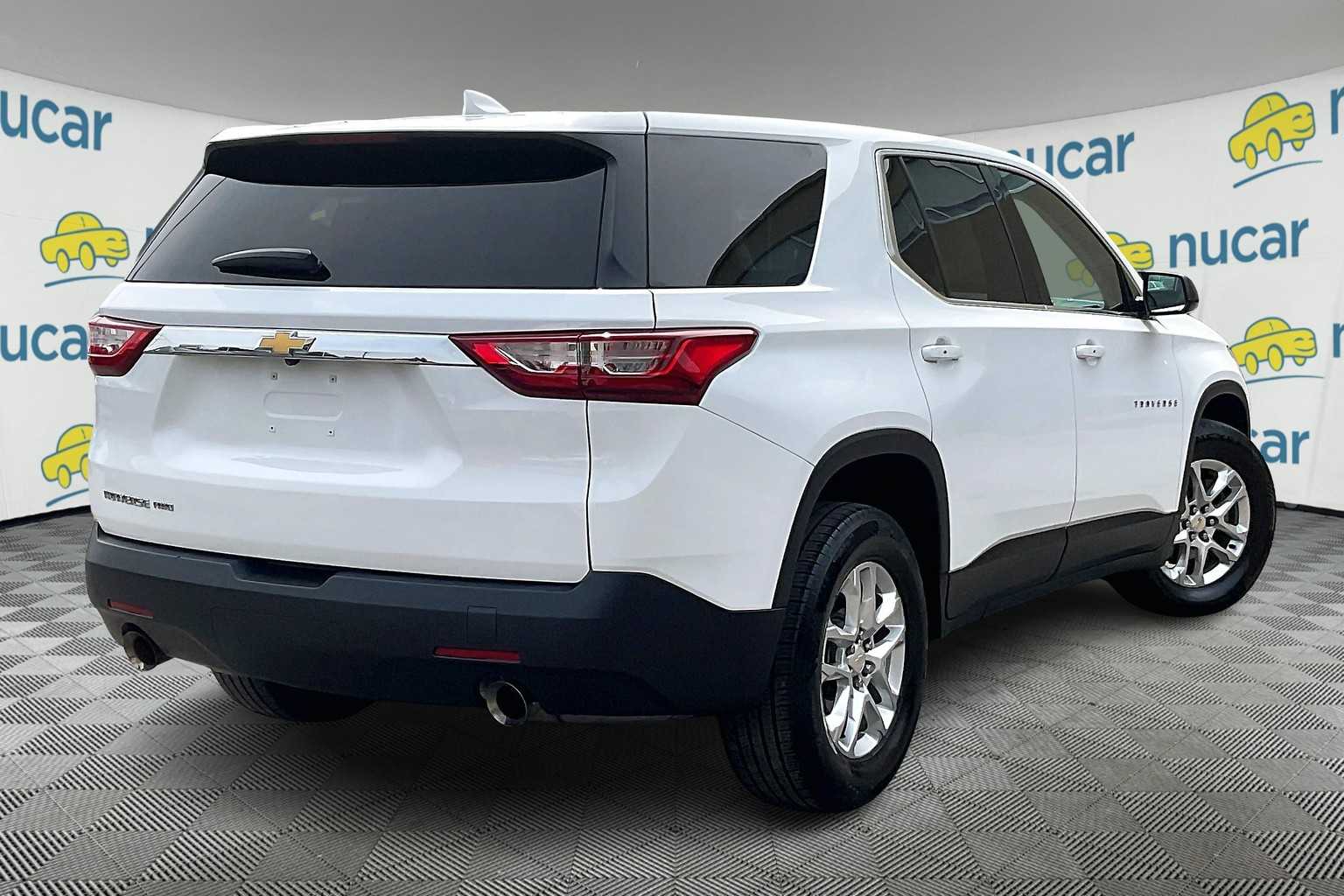 2019 Chevrolet Traverse LS - Photo 6