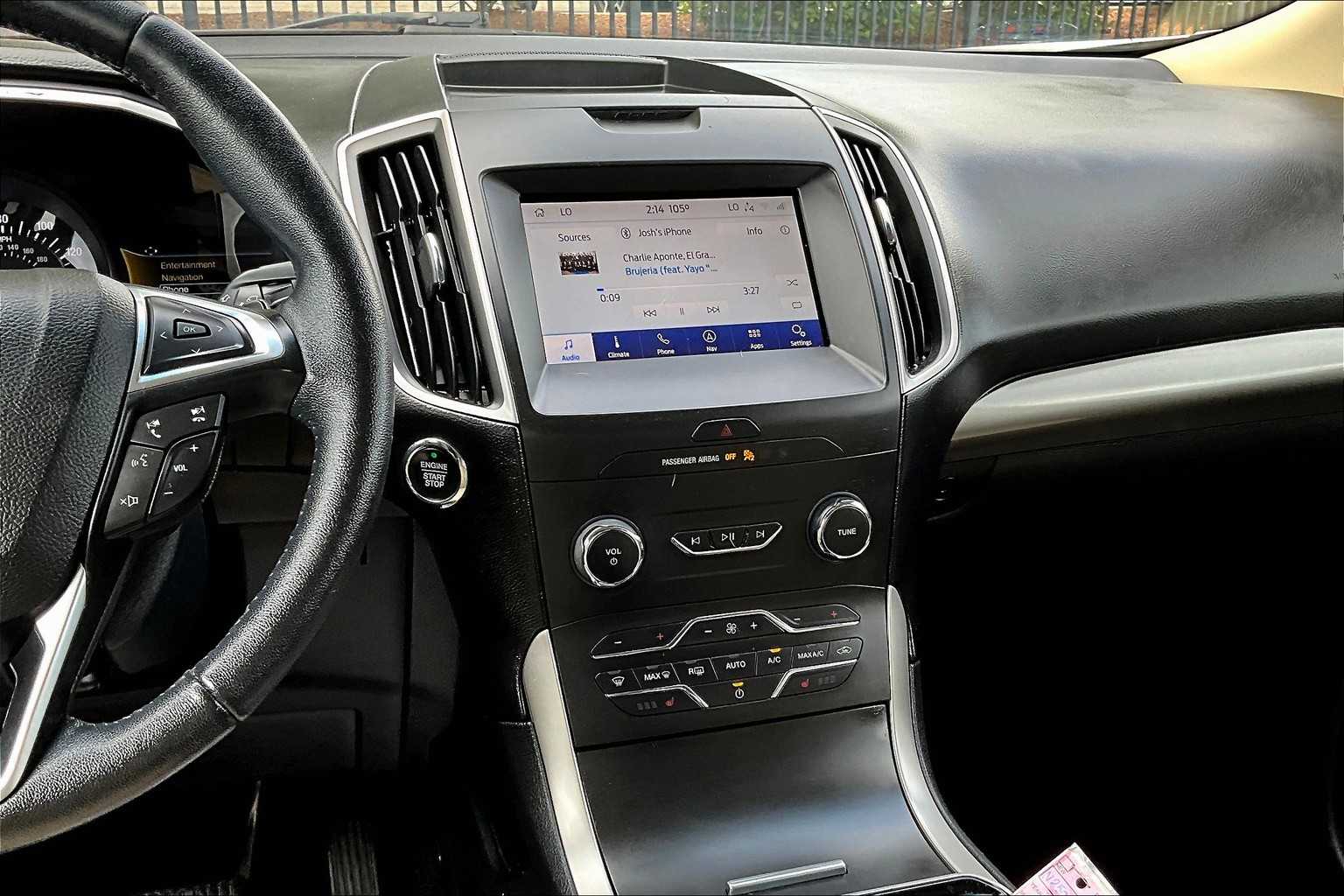 2020 Ford Edge SEL - Photo 18