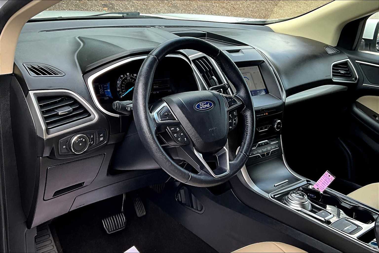 2020 Ford Edge SEL - Photo 8