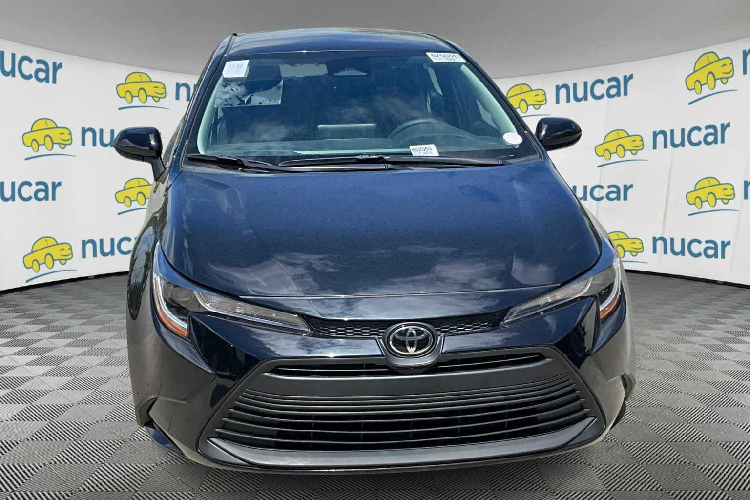 2024 Toyota Corolla LE - Photo 2