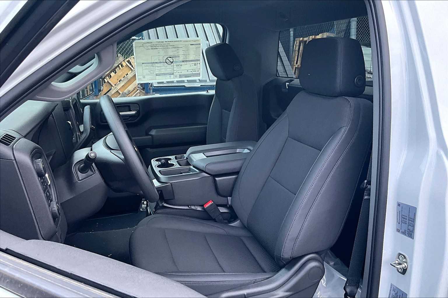 2025 Chevrolet Silverado 1500 Work Truck - Photo 11
