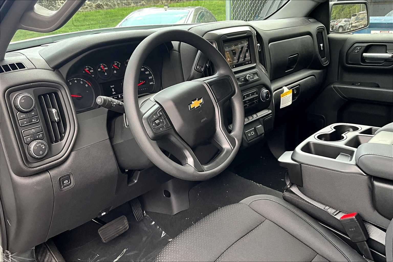 2025 Chevrolet Silverado 1500 Work Truck - Photo 9
