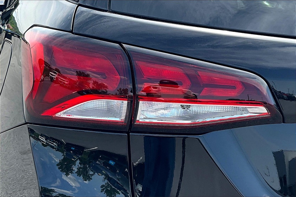 2024 Chevrolet Equinox LT - Photo 31