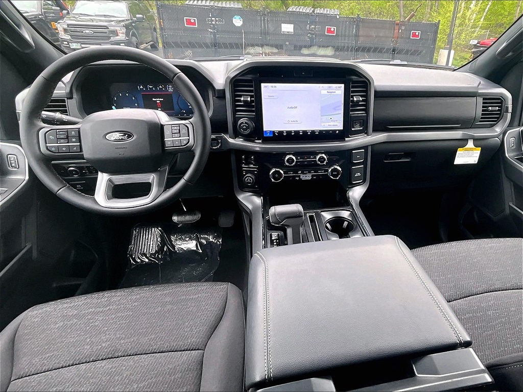 2025 Ford F-150 XLT - Photo 6