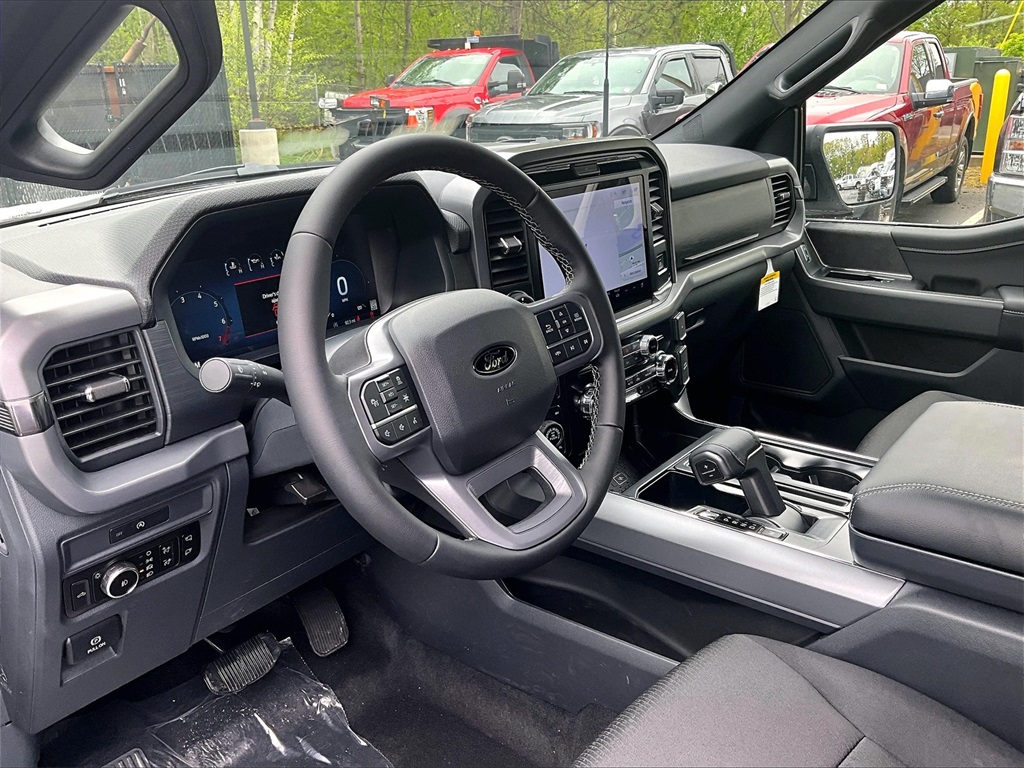 2025 Ford F-150 XLT - Photo 7