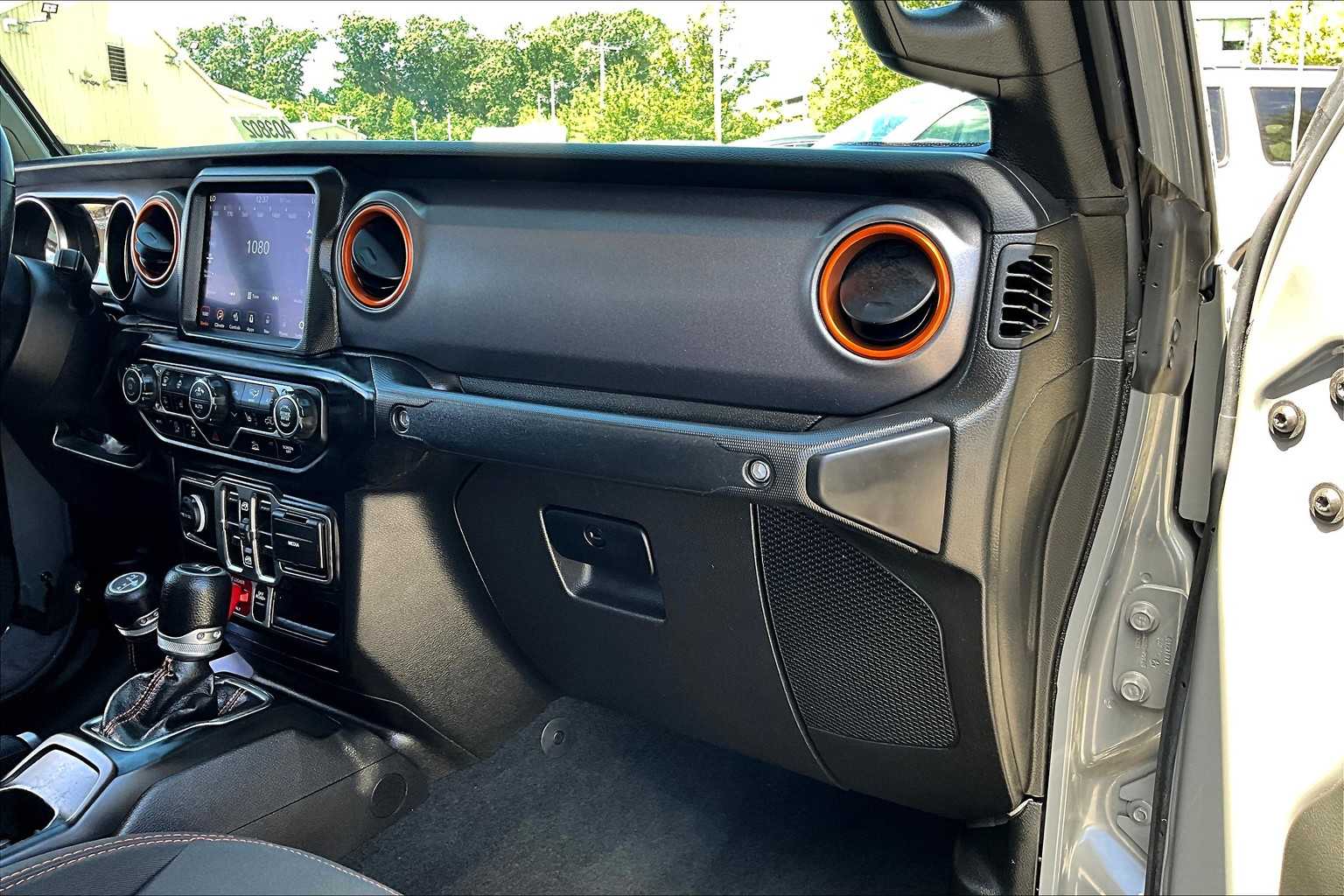 2022 Jeep Gladiator Mojave - Photo 13