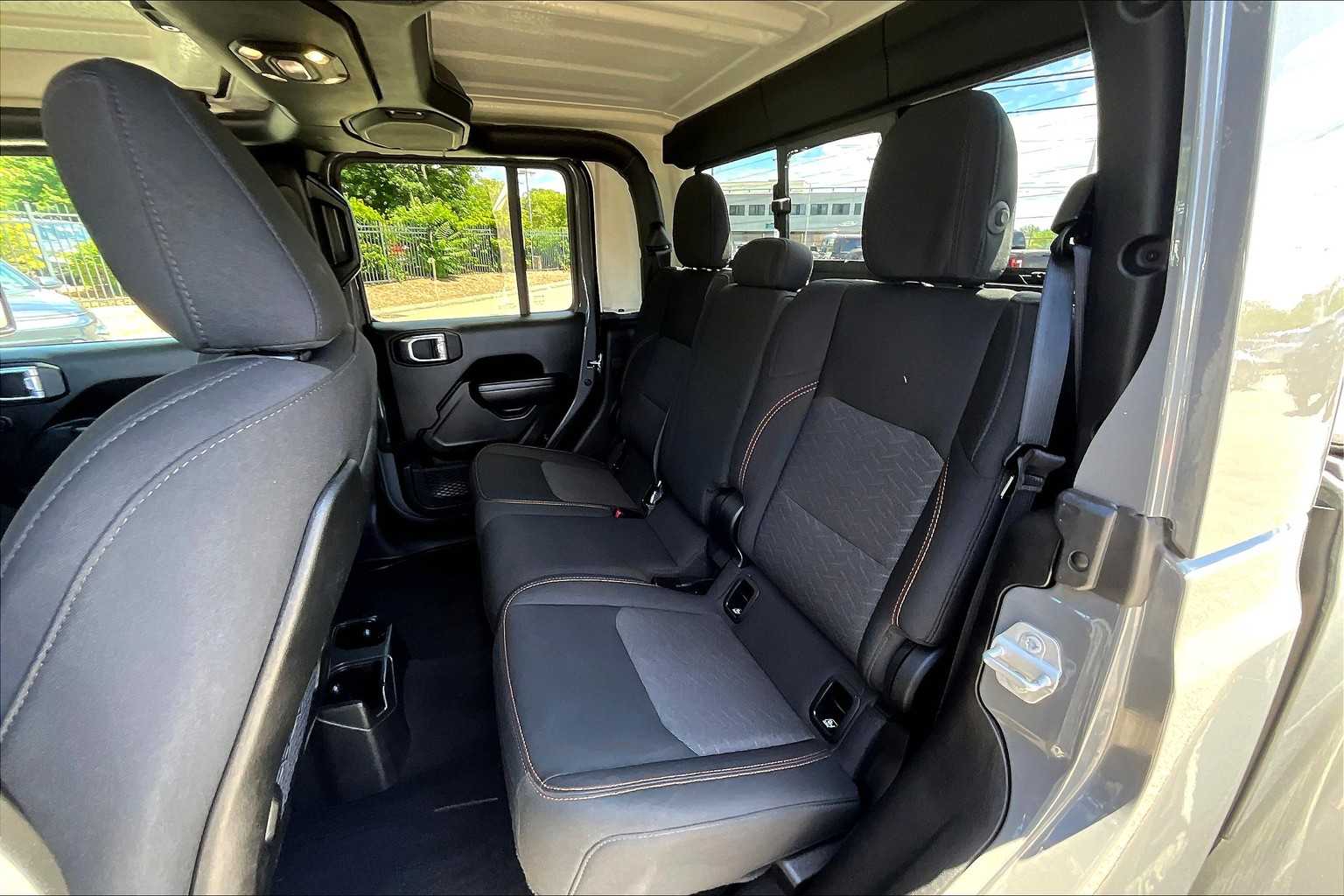 2022 Jeep Gladiator Mojave - Photo 15