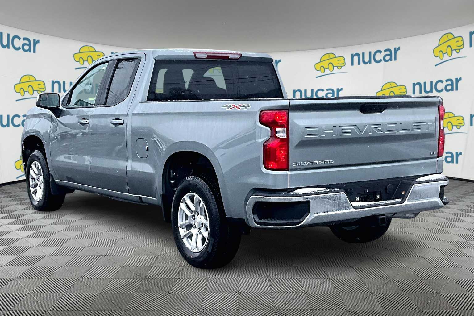 2025 Chevrolet Silverado 1500 LT - Photo 5