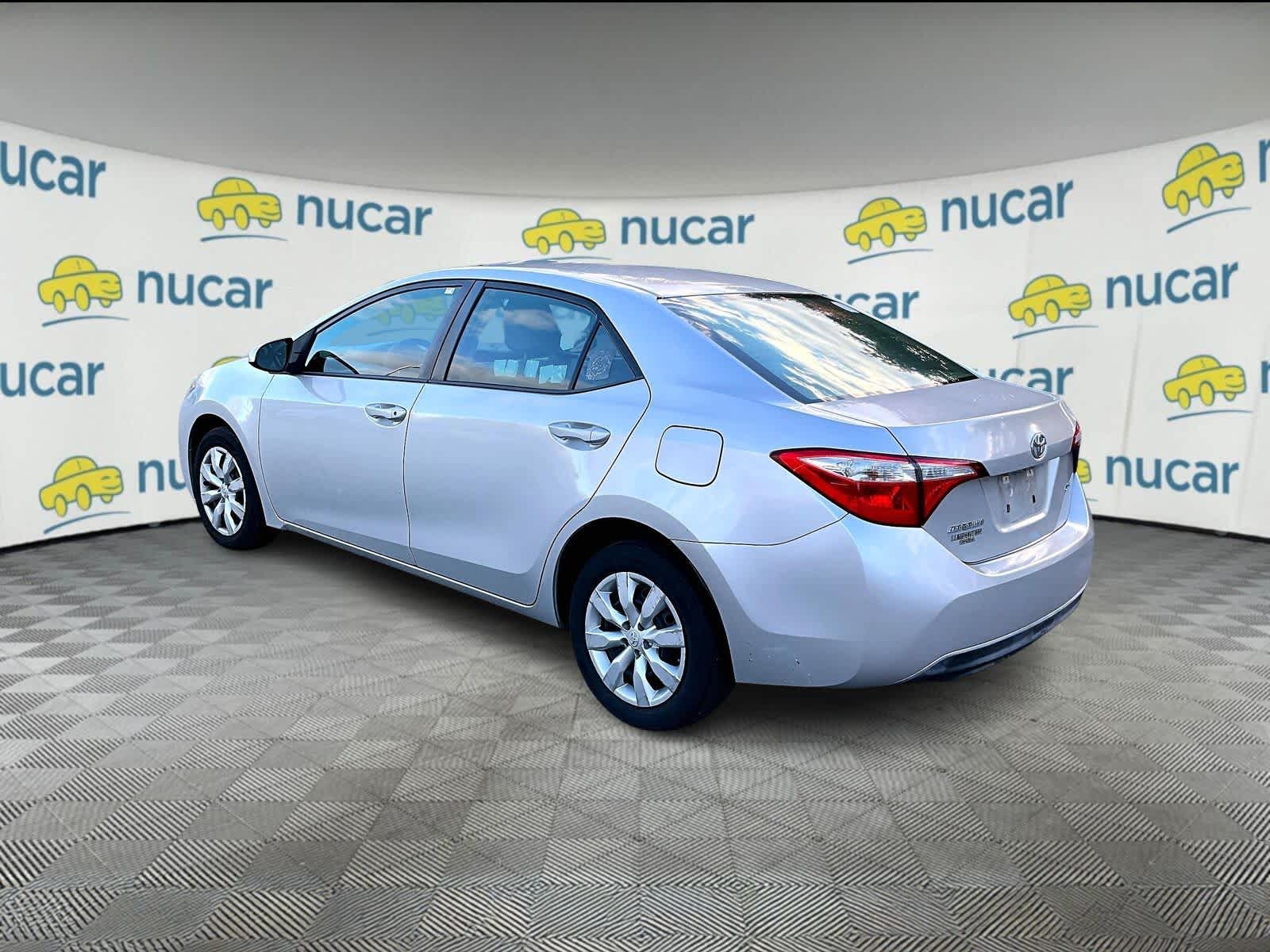 2016 Toyota Corolla LE - Photo 3