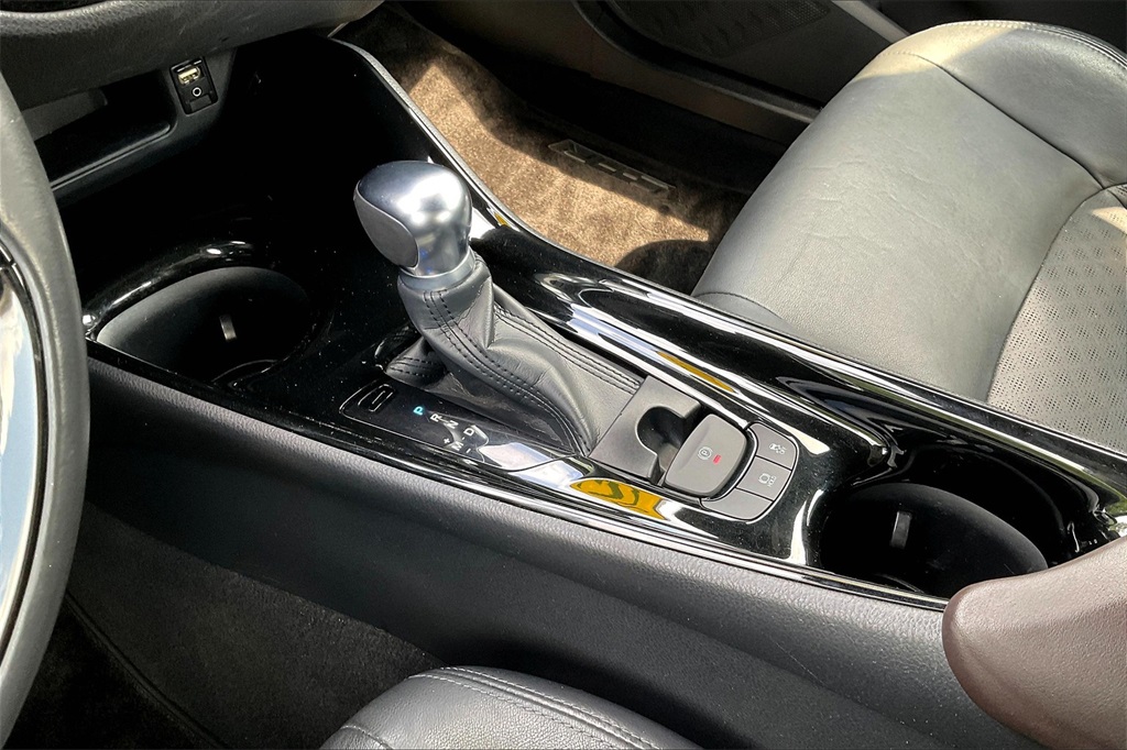2019 Toyota C-HR XLE - Photo 19