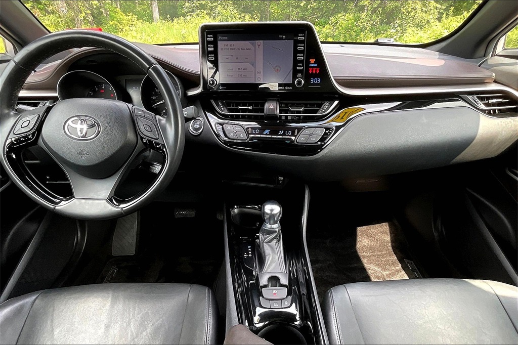 2019 Toyota C-HR XLE - Photo 20