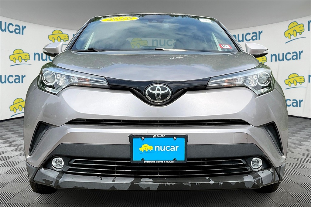 2019 Toyota C-HR XLE - Photo 2