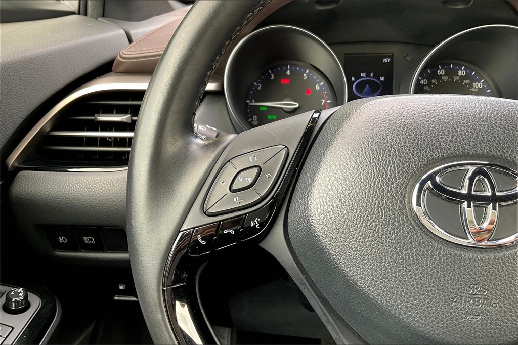 2019 Toyota C-HR XLE - Photo 22