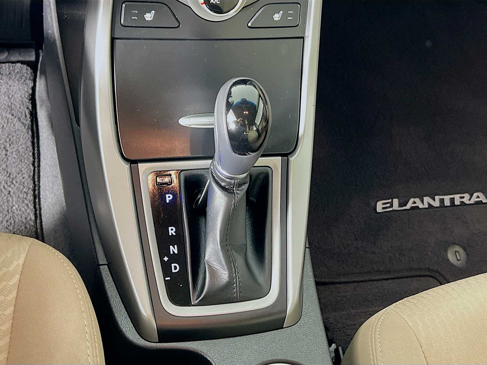 2014 Hyundai Elantra SE - Photo 16