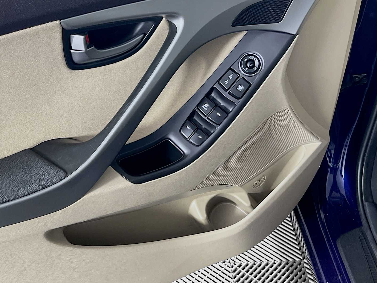 2014 Hyundai Elantra SE - Photo 18