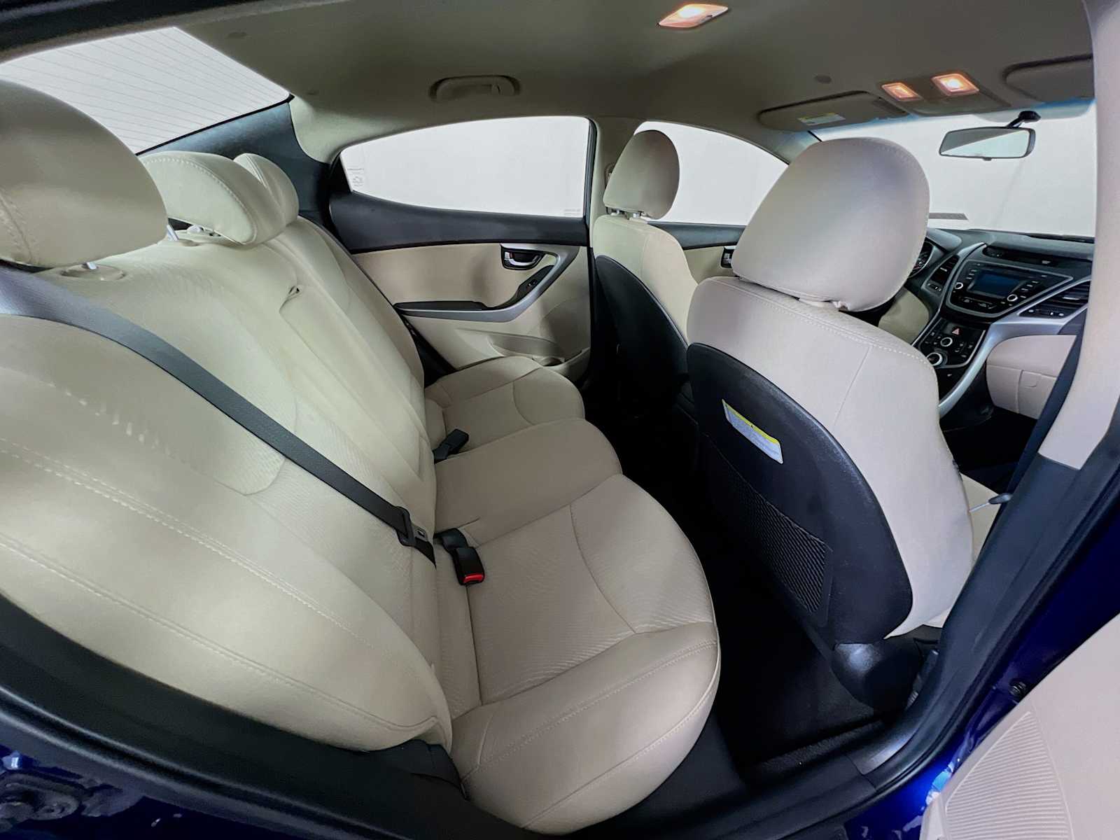 2014 Hyundai Elantra SE - Photo 25