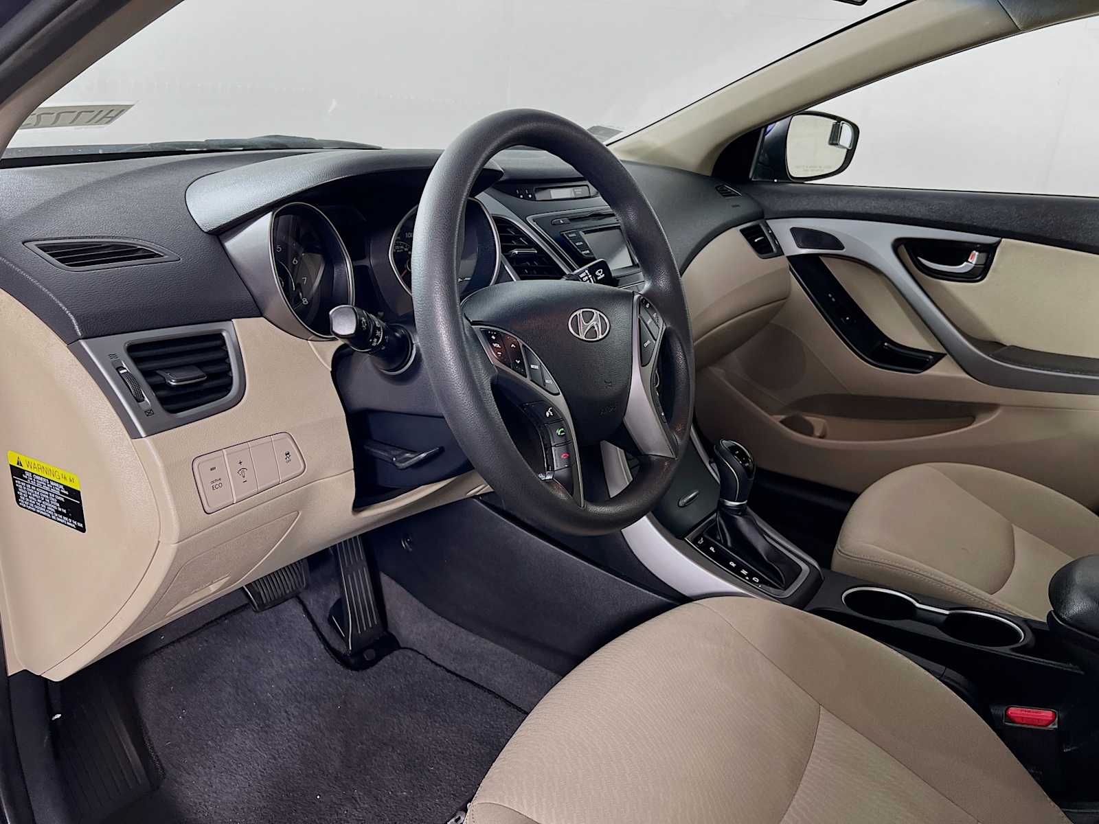 2014 Hyundai Elantra SE - Photo 9