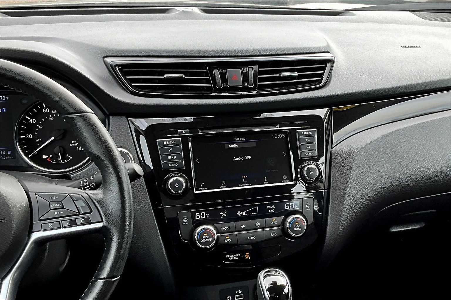 2021 Nissan Rogue Sport SV - Photo 18