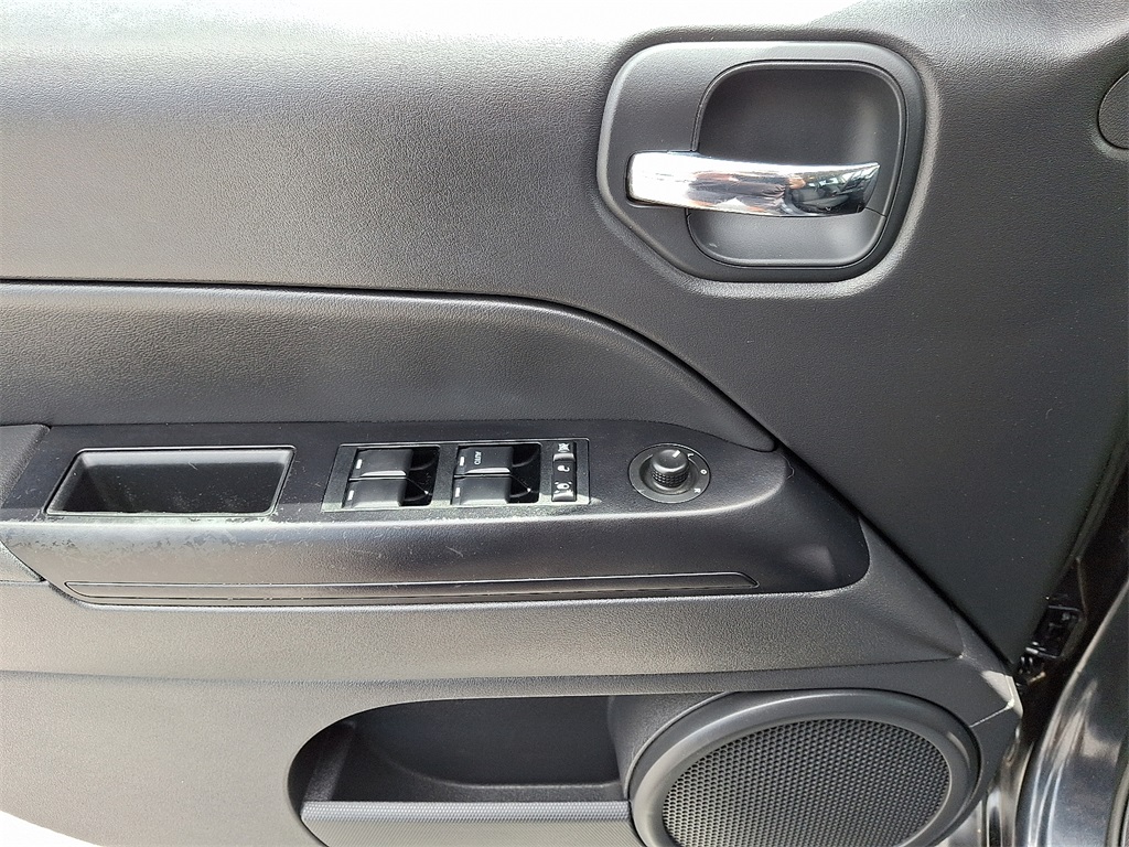 2014 Jeep Patriot Altitude - Photo 13