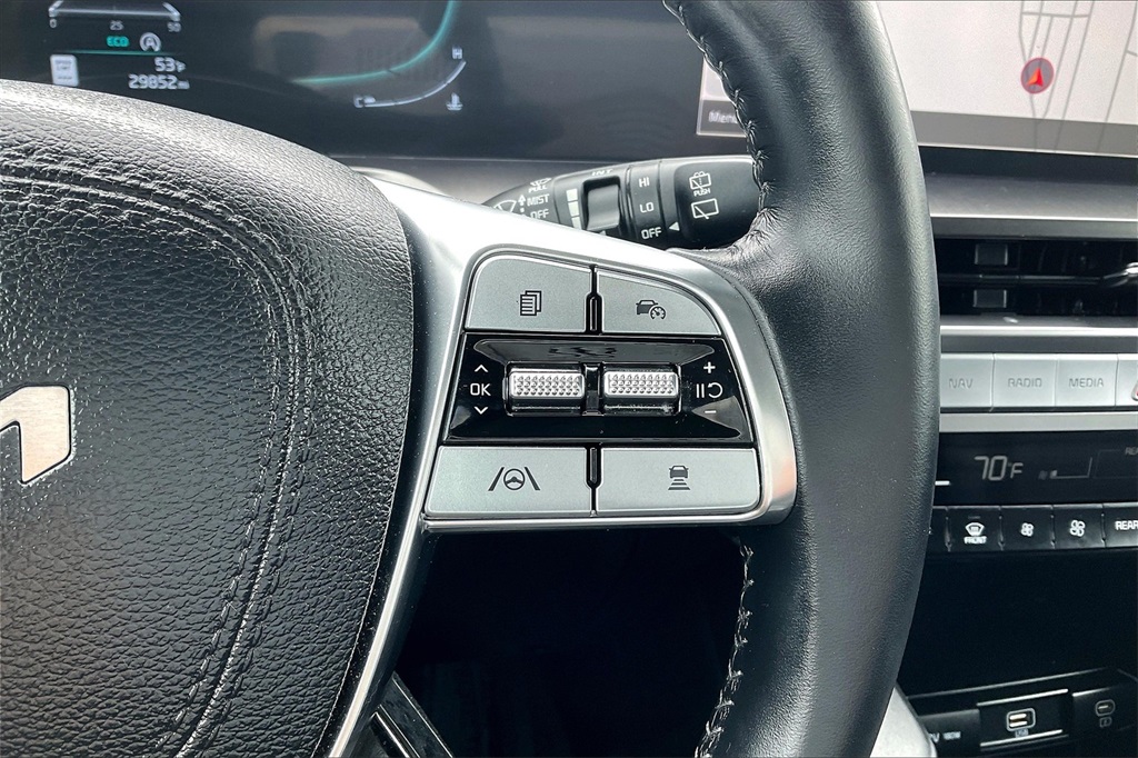 2023 Kia Telluride LX - Photo 23