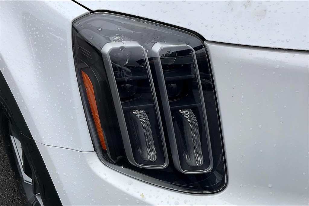 2023 Kia Telluride LX - Photo 29