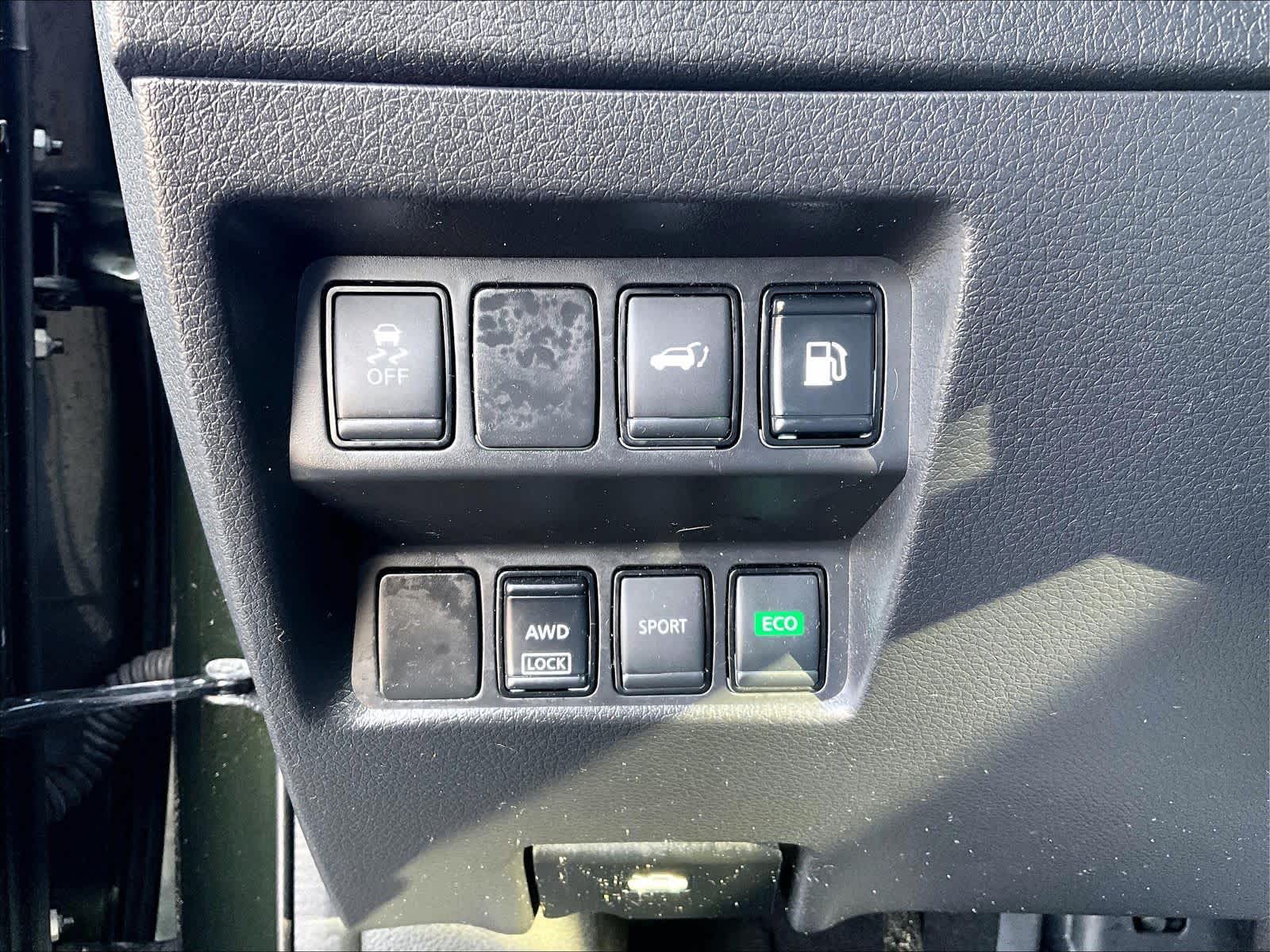 2018 Nissan Rogue SV - Photo 26