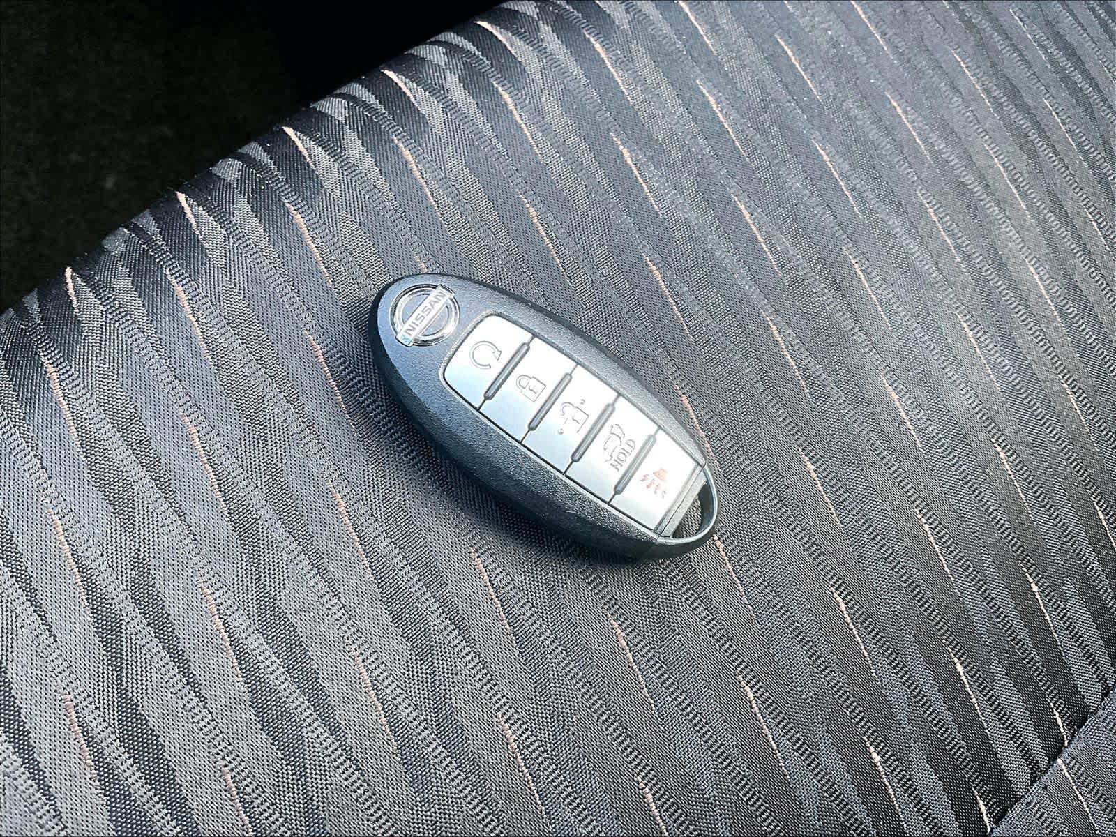 2018 Nissan Rogue SV - Photo 29