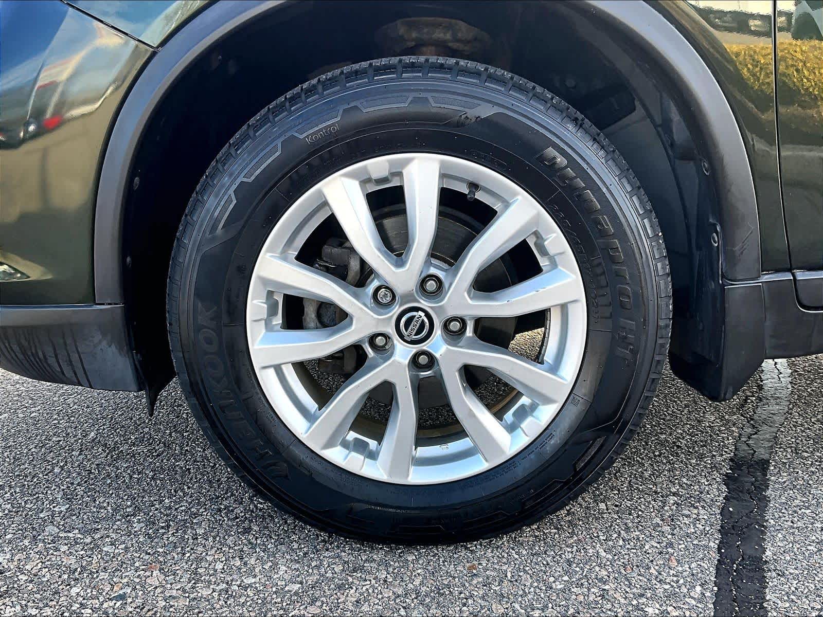 2018 Nissan Rogue SV - Photo 7