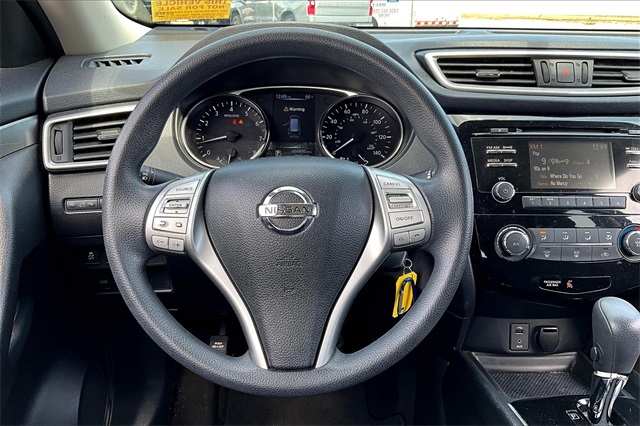 2016 Nissan Rogue S - Photo 16
