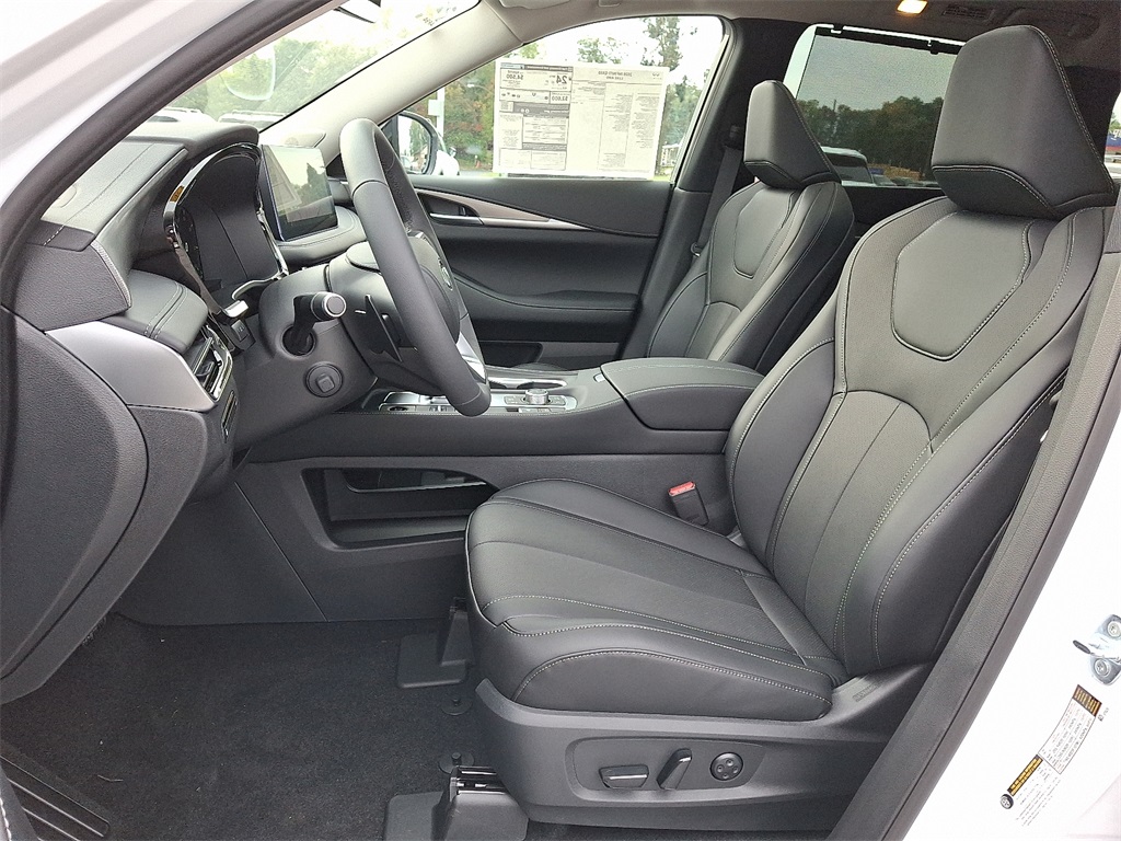 2026 INFINITI QX60 LUXE - Photo 10