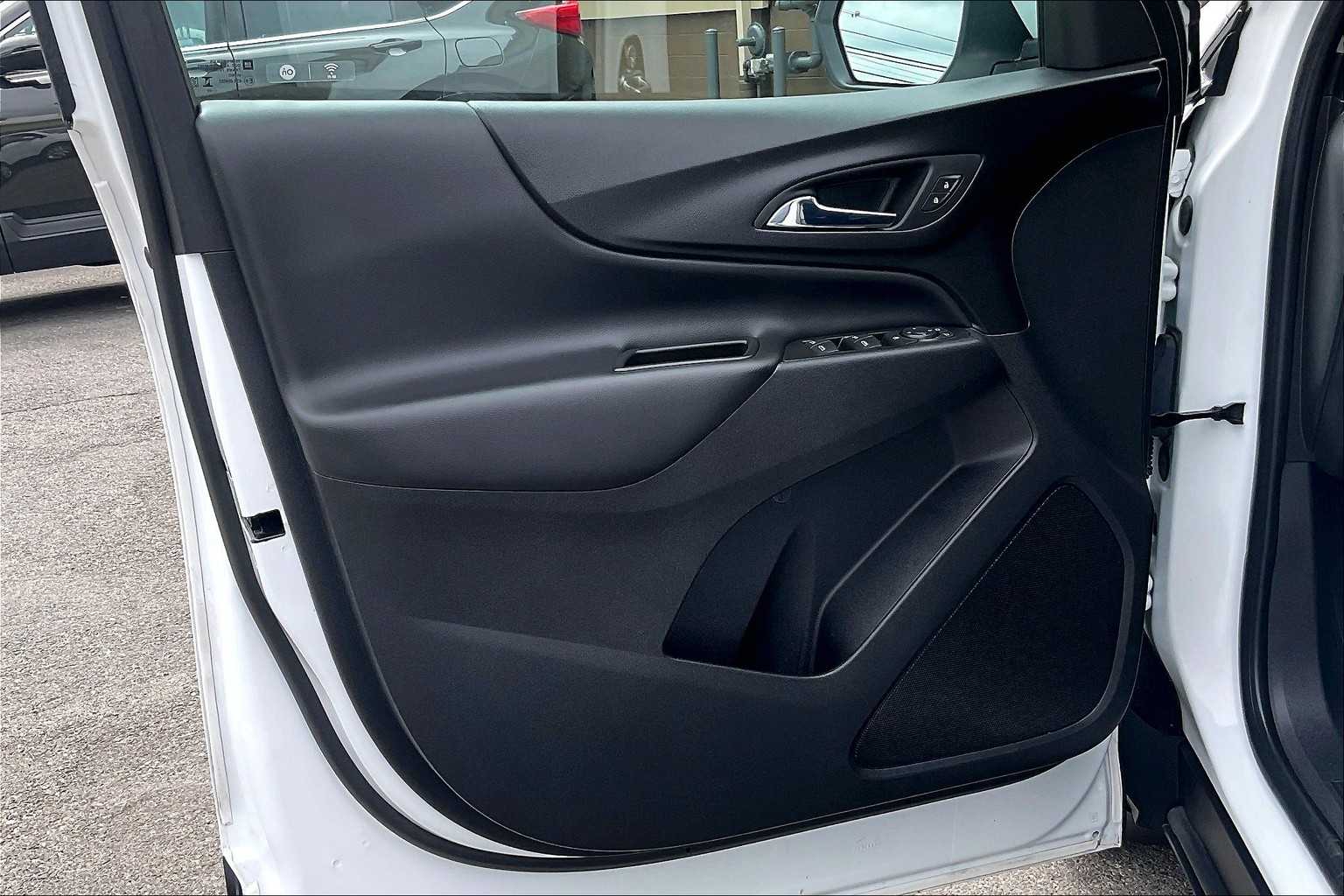 2023 Chevrolet Equinox LT - Photo 9