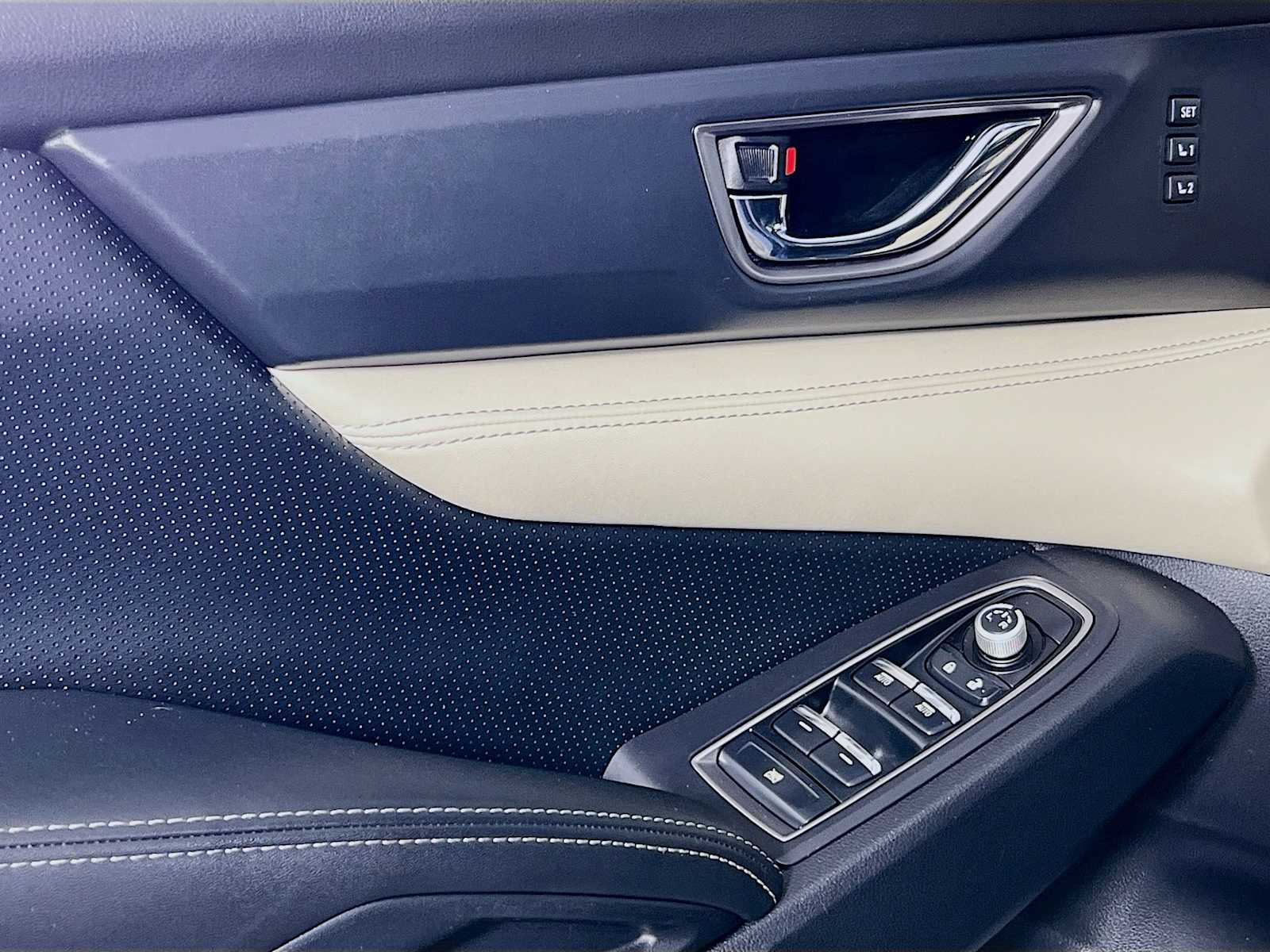 2020 Subaru Ascent Limited - Photo 18