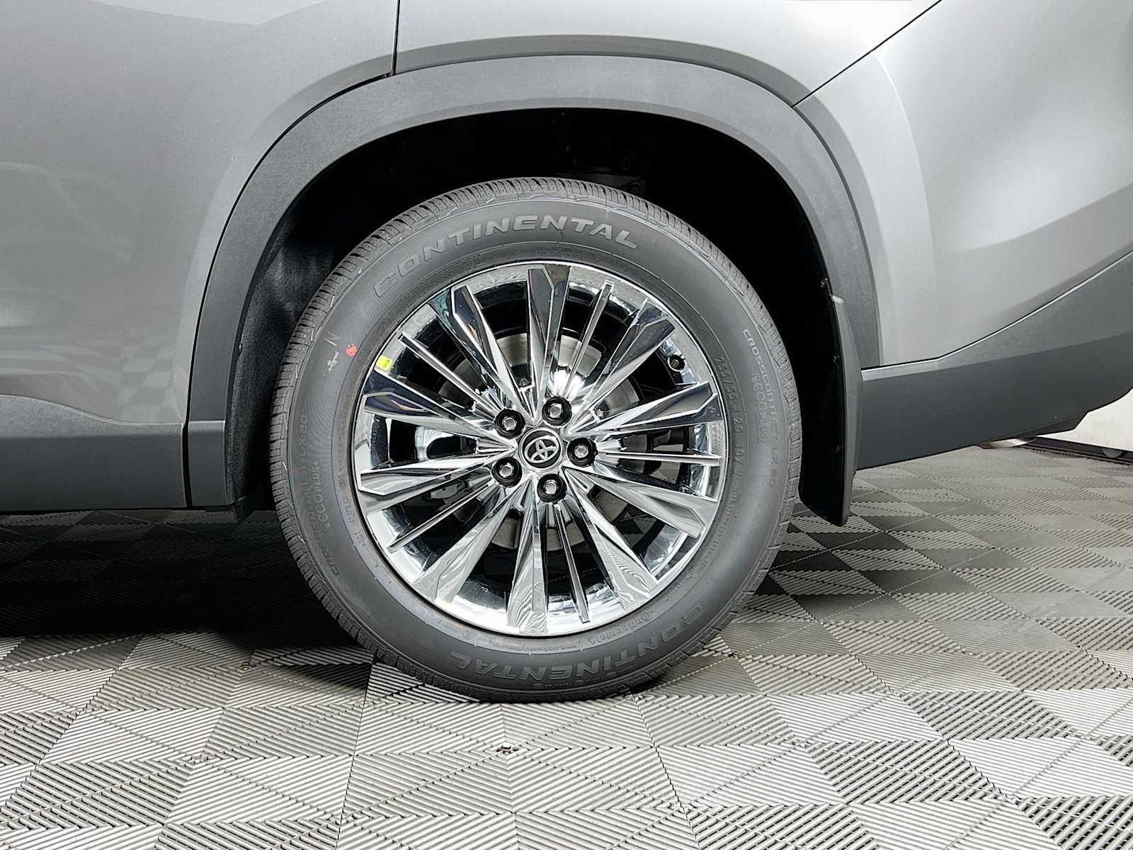 2025 Toyota Grand Highlander Platinum - Photo 19