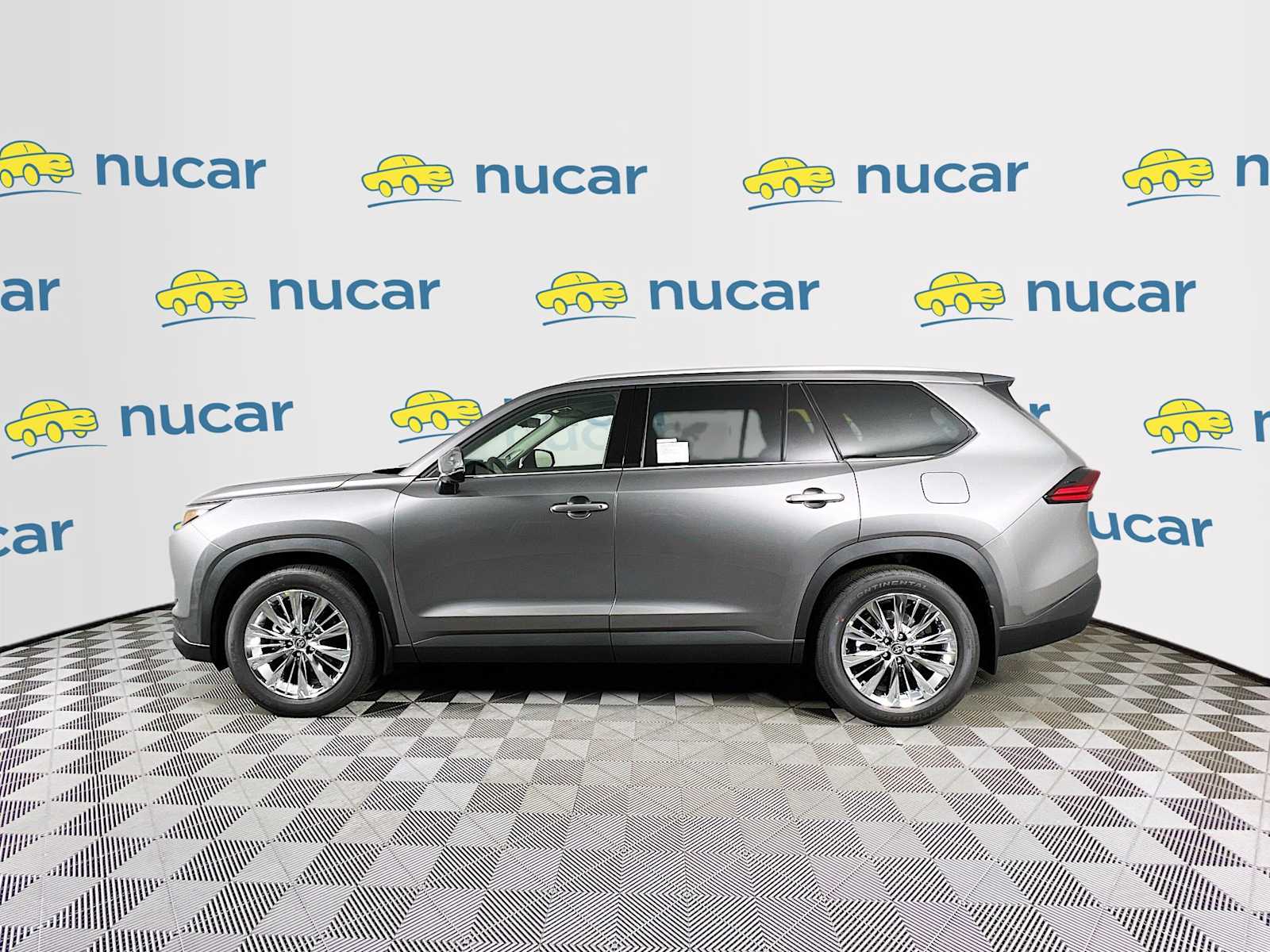 2025 Toyota Grand Highlander Platinum - Photo 3