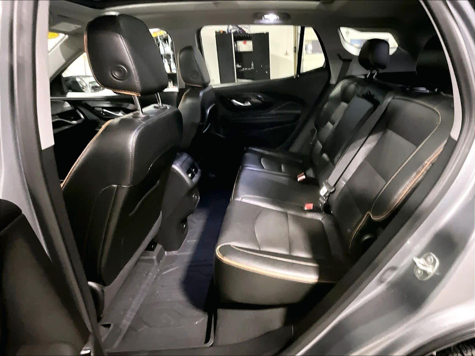 2023 GMC Terrain AT4 - Photo 15