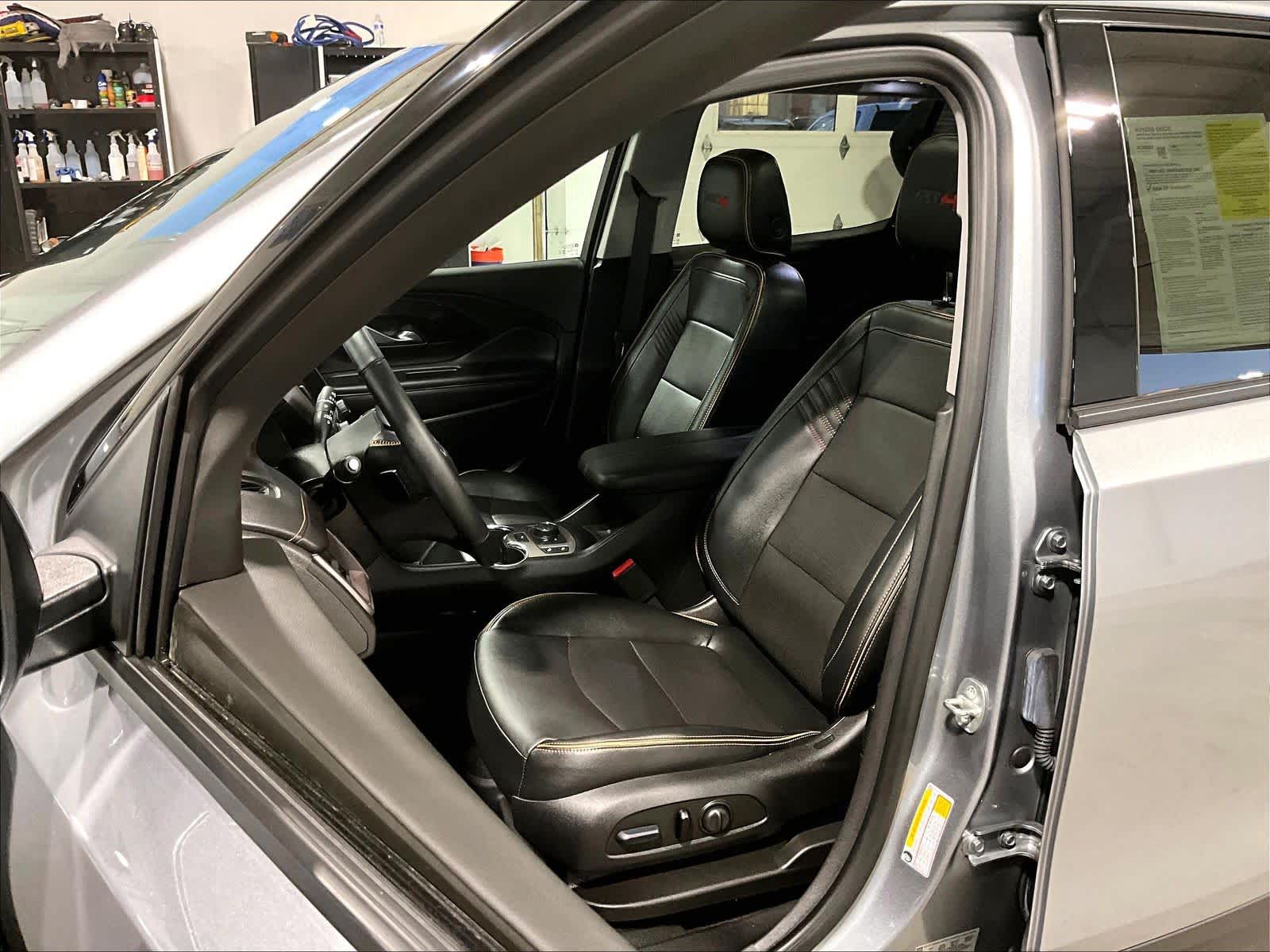 2023 GMC Terrain AT4 - Photo 10